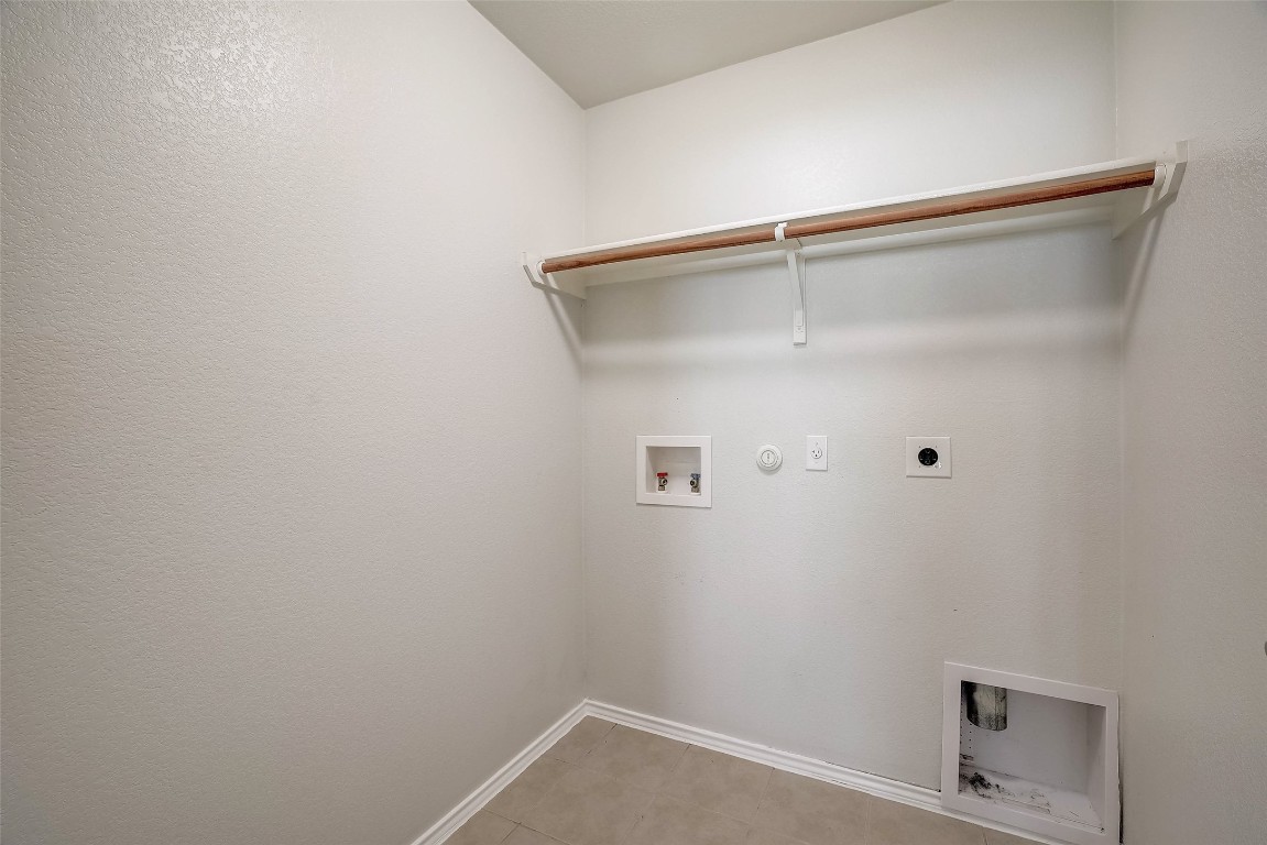 5800 Silver Screen Drive Austin, TX 78747 - Photo 28 of 31 a view of a small space