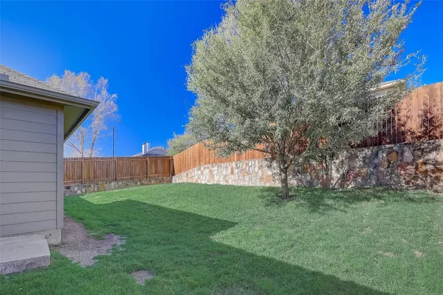 $2,000 | 5800 Silver Screen Drive, Austin, TX 78747