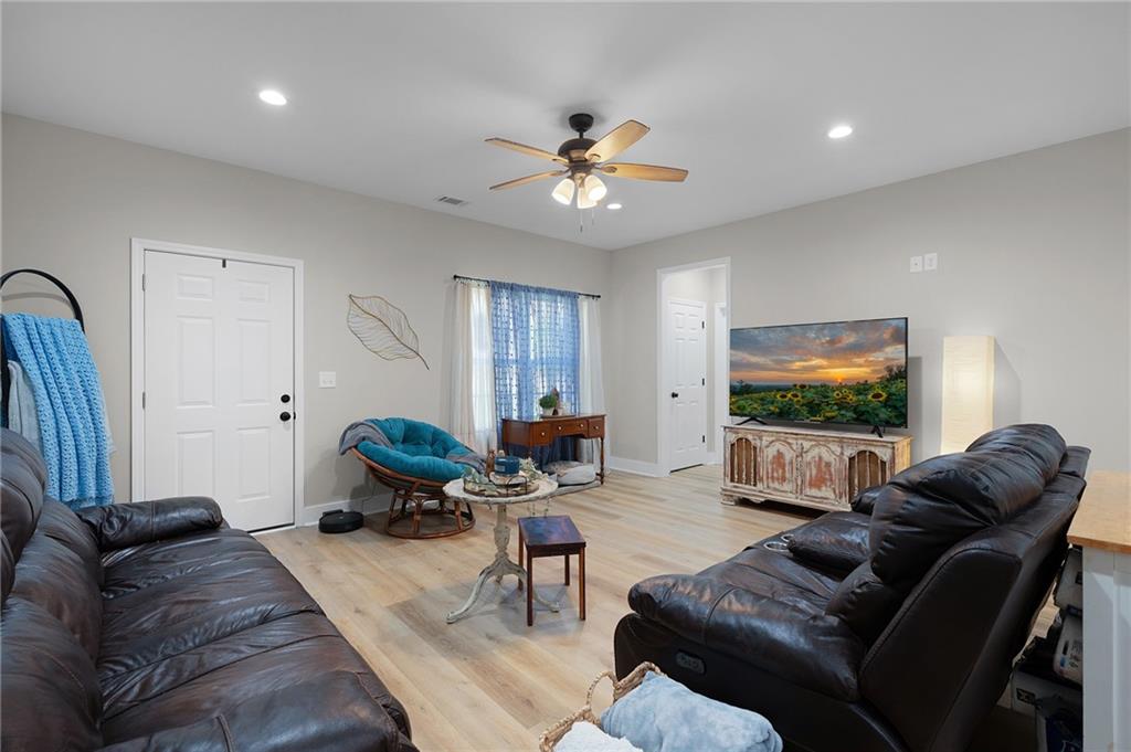 106 Gazelle Dew Road Armuchee, GA 30105 - Photo 7 of 33