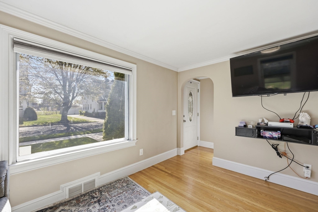 33 Maple Terrace West Springfield, MA 01089 - Photo 13 of 39