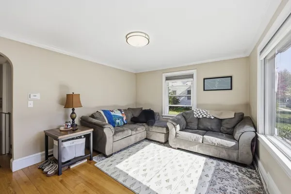 $325,000 | 33 Maple Terrace, West Springfield, MA 01089