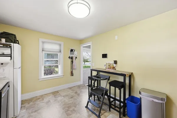 $325,000 | 33 Maple Terrace, West Springfield, MA 01089