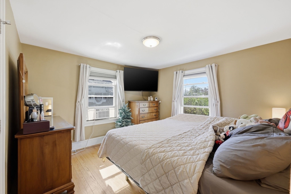 33 Maple Terrace West Springfield, MA 01089 - Photo 22 of 39