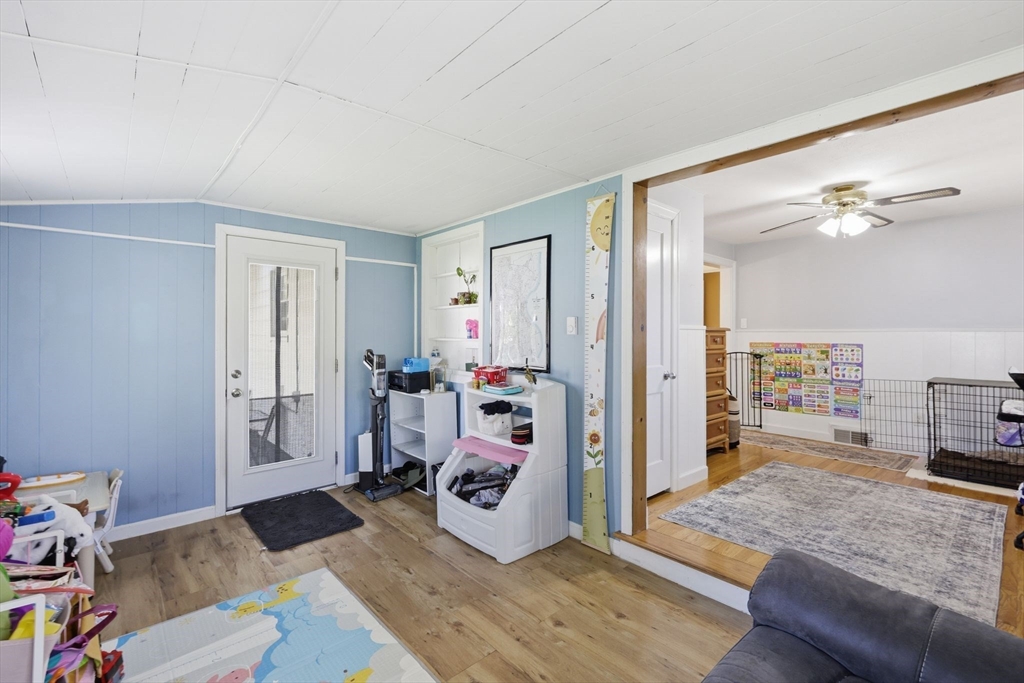 33 Maple Terrace West Springfield, MA 01089 - Photo 26 of 39