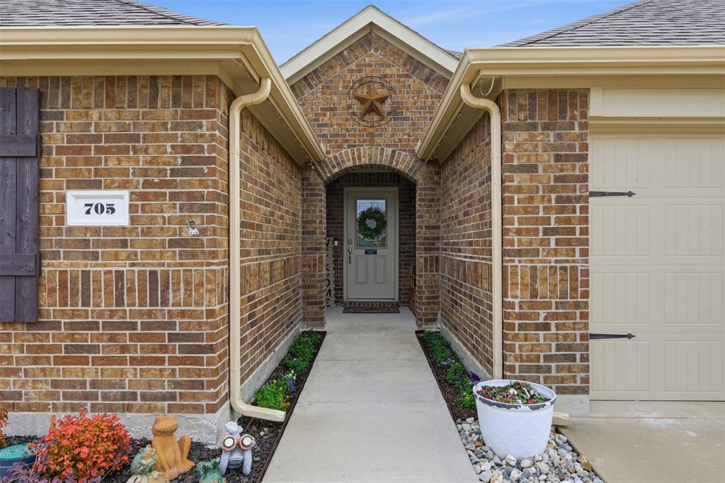 705 Range Drive Princeton, TX 75407 - Photo 3 of 40