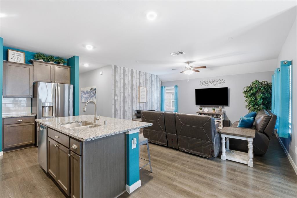 705 Range Drive Princeton, TX 75407 - Photo 8 of 40