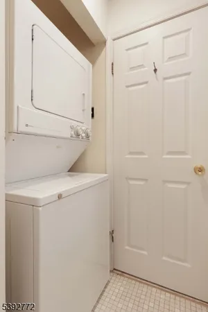 $2,900 | 4 Sunrise Drive, Gillette, NJ 07933