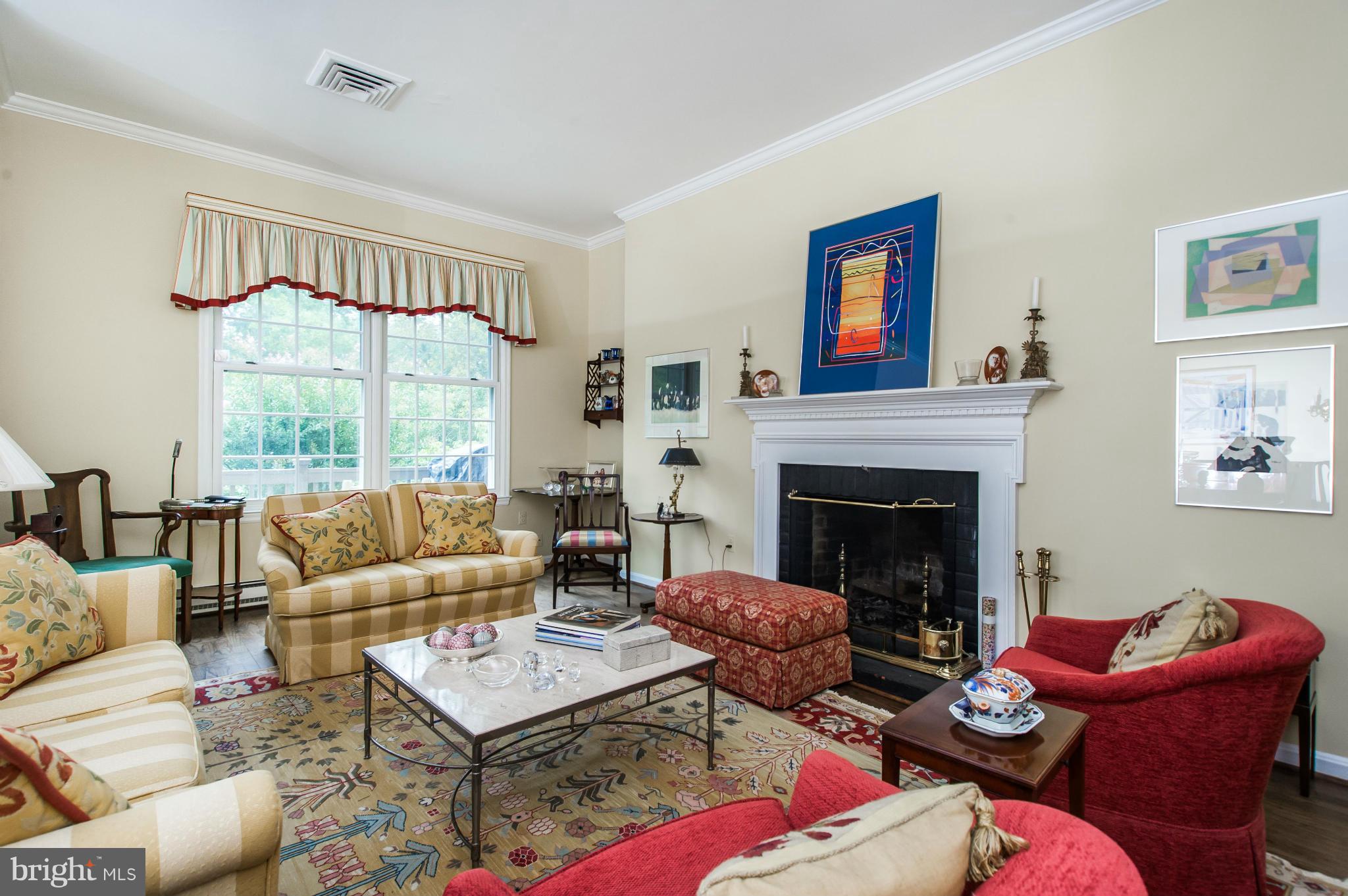 1724 Killington Road, Unit 29 Baltimore, MD 21204 - Photo 14 of 30 Living Room