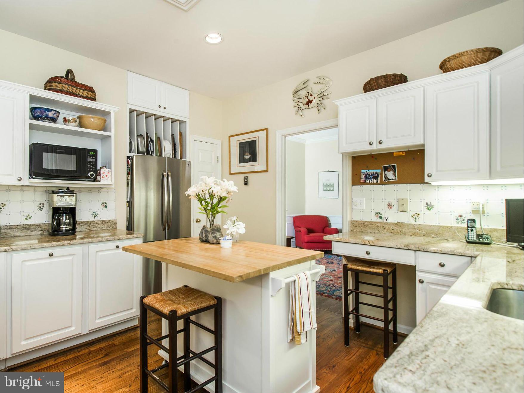 1724 Killington Road, Unit 29 Baltimore, MD 21204 - Photo 9 of 30 Kitchen w/ granite counter tops