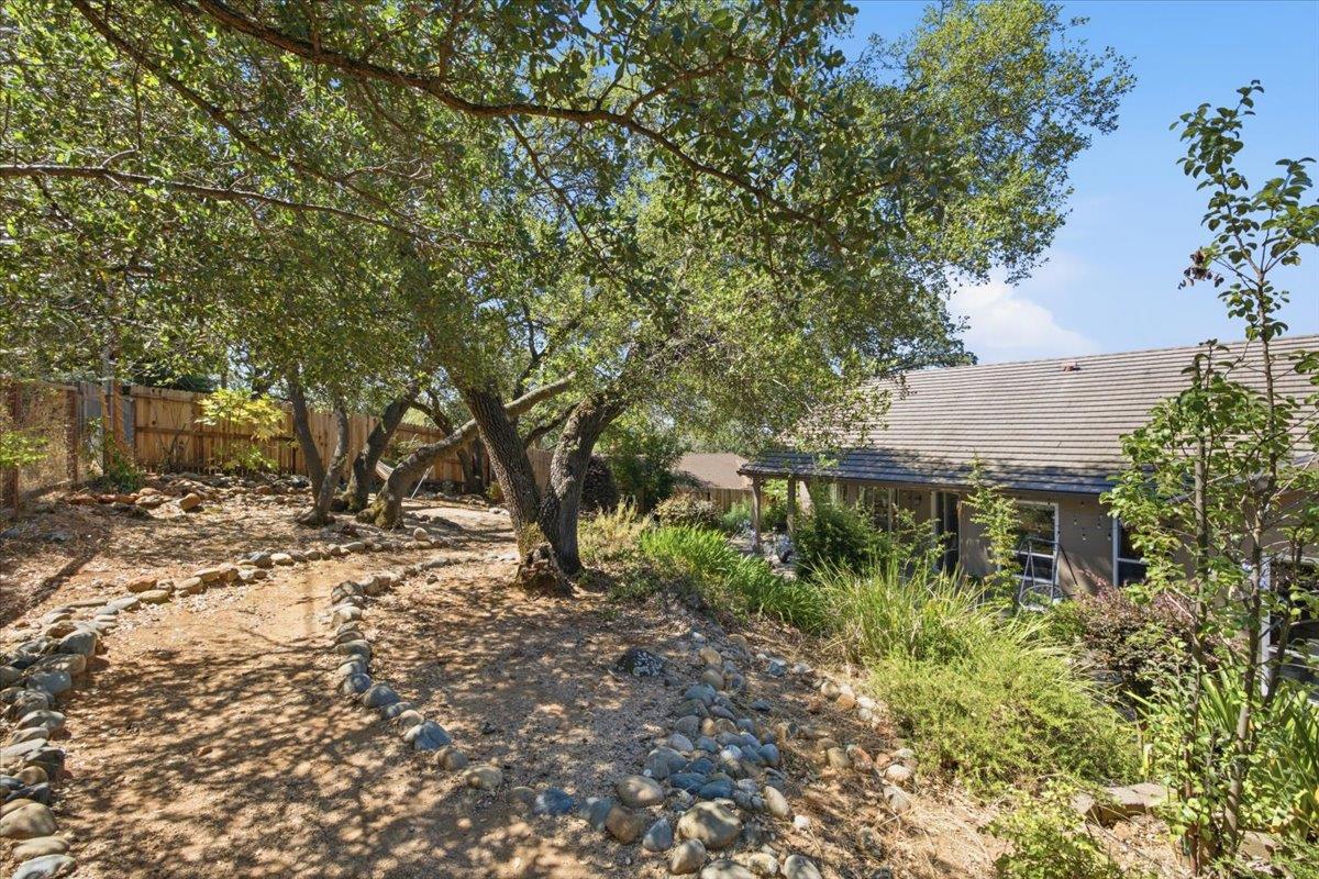 2861 Osborne Road Cameron Park, CA 95682 - Photo 43 of 54