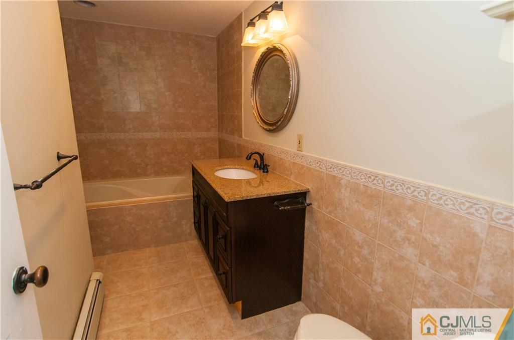 110 Dutch Road East Brunswick, NJ 08816 - Photo 14 of 25 Gallery Image 14