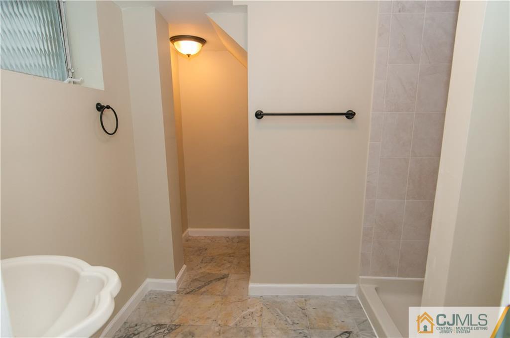 110 Dutch Road East Brunswick, NJ 08816 - Photo 20 of 25 Gallery Image 20