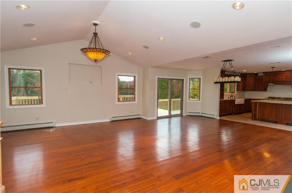 110 Dutch Road East Brunswick, NJ 08816 - Photo 8 of 25 Gallery Image 8