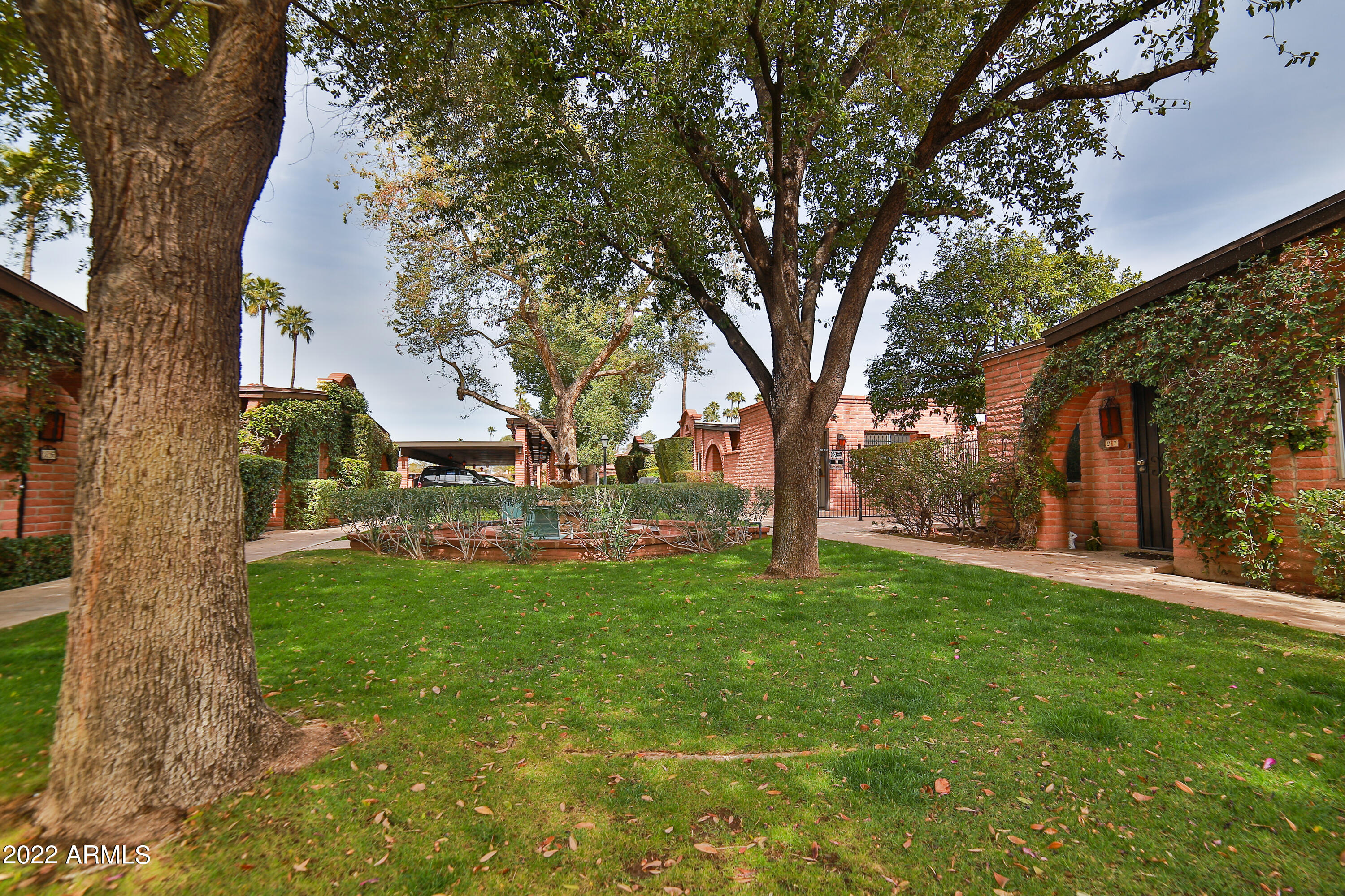 3012 North 32nd Street, Unit 32 Phoenix, AZ 85018 - Photo 14 of 15 Spanish Gardens 32-14