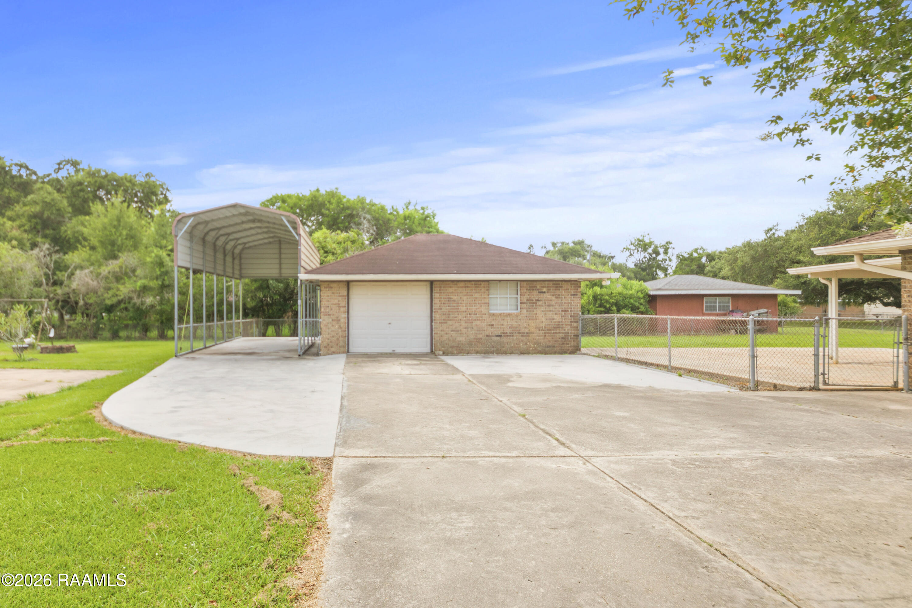 2806 Old Jeanerette Road New Iberia, LA 70563 - Photo 5 of 29 2806 Old Jeanerette-4