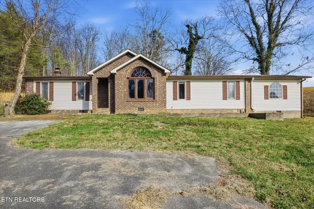 $320,000 | 391 County Road 360, Sweetwater, TN 37874