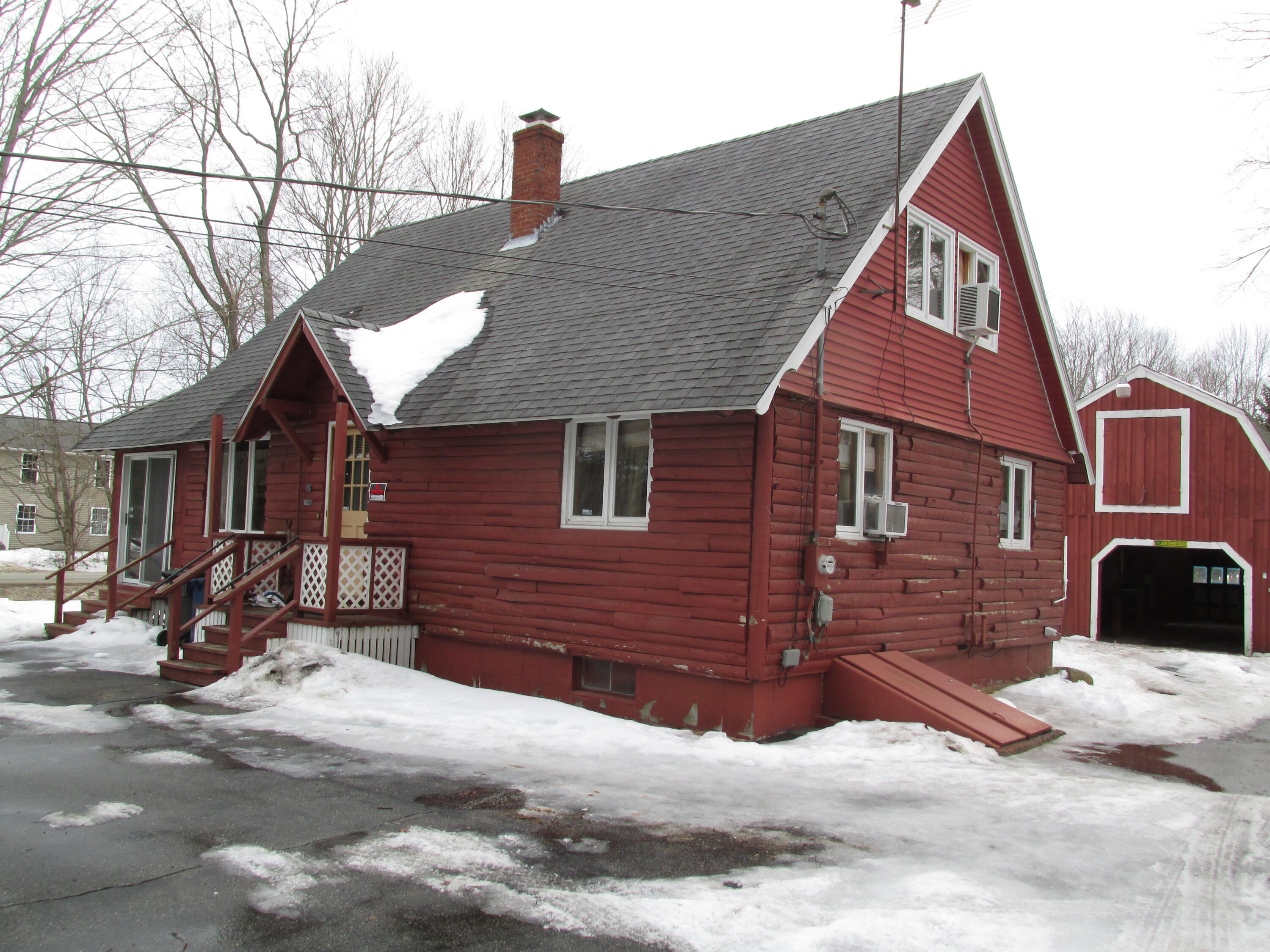 182 Grant Road Saco, ME 04072 - Photo 4 of 44 IMG_2041