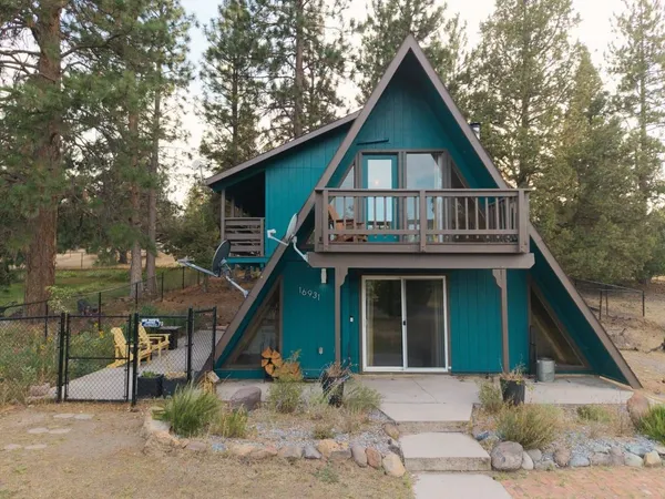 $307,000 | 16931 Lake Shore Drive, Weed, CA 96094