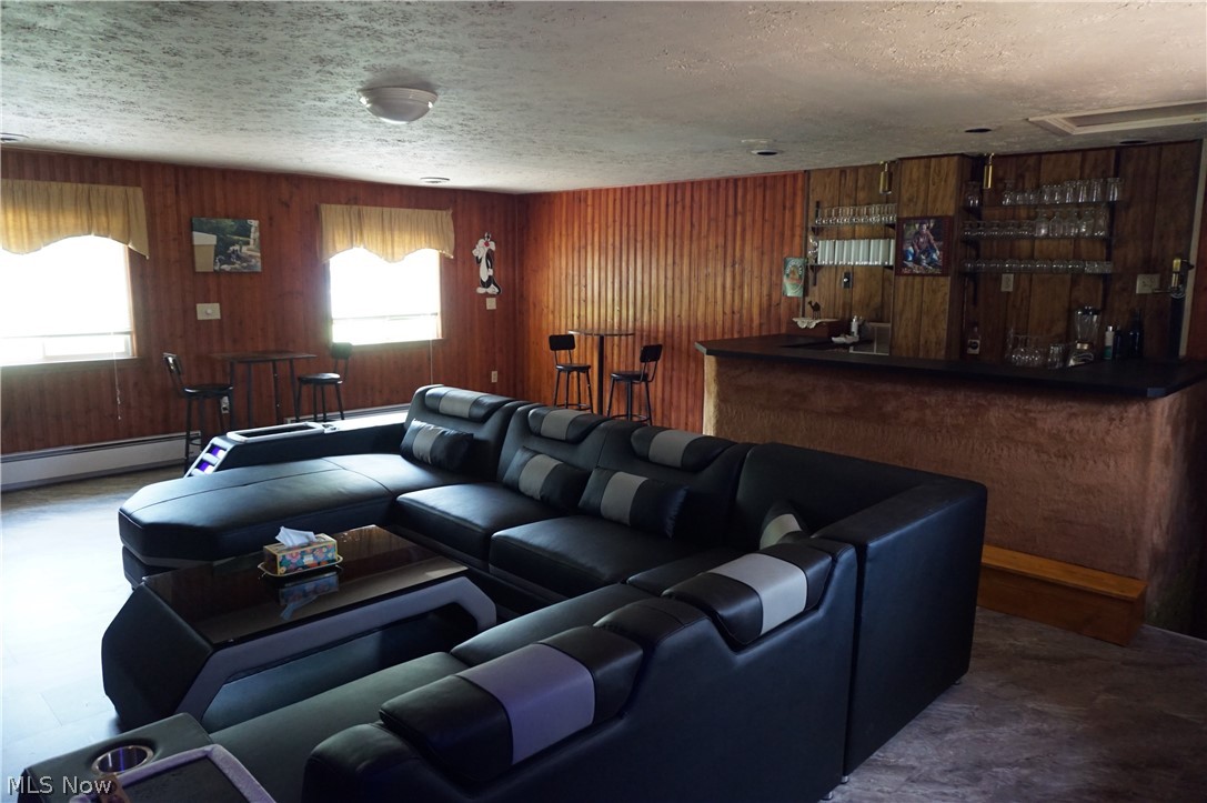 6019 New London Road Ashtabula, OH 44004 - Photo 22 of 47 Bonus room, game room, family room.