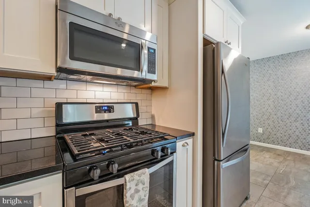 $2,950 | 4615 Gemstone Terrace, Rockville, MD 20852