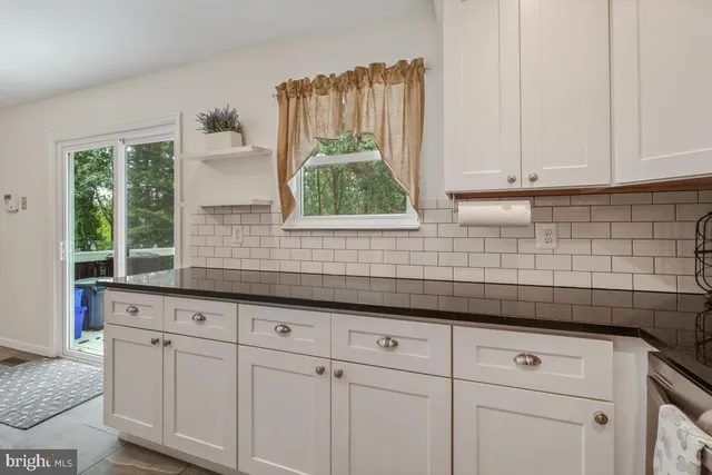 $2,950 | 4615 Gemstone Terrace, Rockville, MD 20852