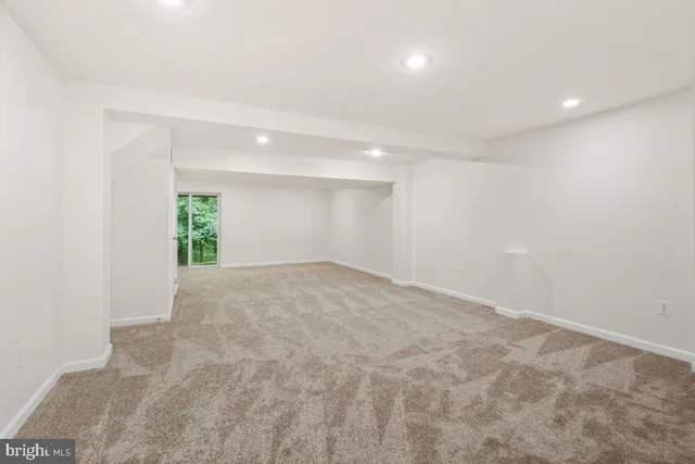 $2,950 | 4615 Gemstone Terrace, Rockville, MD 20852