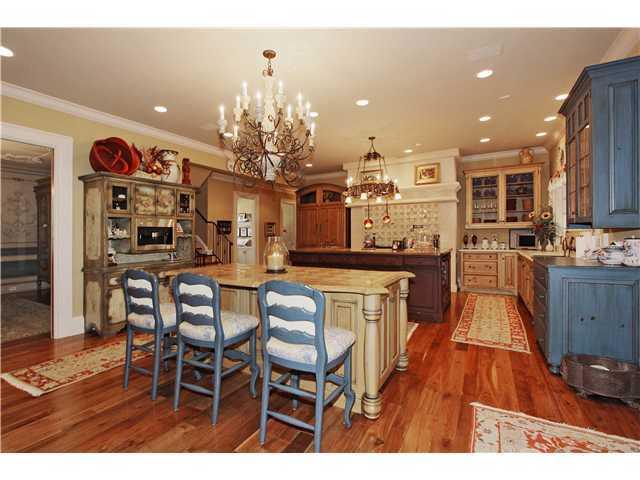 7887 Spring Mill Road Indianapolis, IN 46260 - Photo 10 of 20 Gallery Image 10