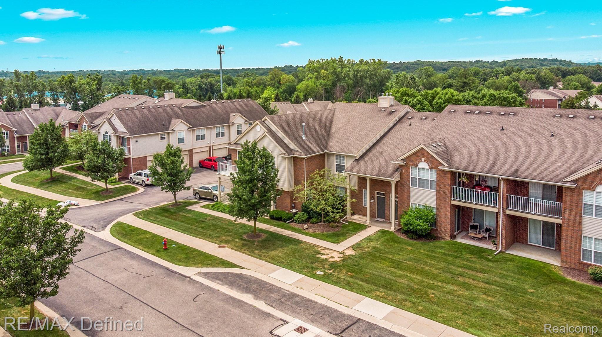 1849 Flagstone Circle Rochester, MI 48307 - Photo 23 of 23 1849-Flagstone-Cir-25.jpg