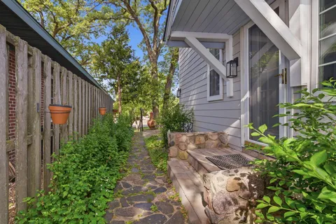 $780,000 | 271 Lake Avenue North, Spicer, MN 56288