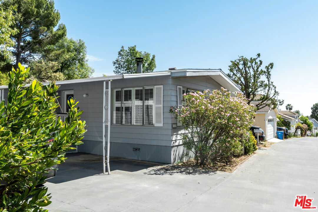 1183 Aztec Topanga, CA 90290 - Photo 14 of 68 front view of house with a yard