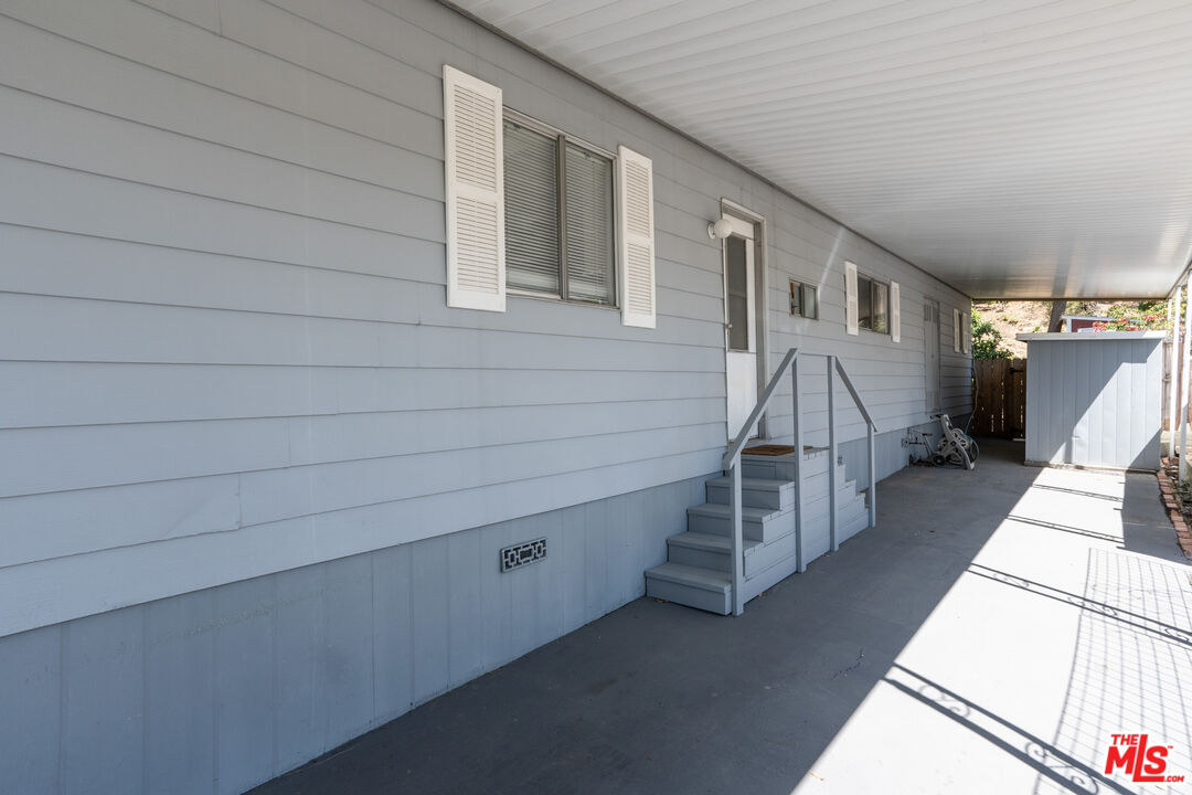 1183 Aztec Topanga, CA 90290 - Photo 44 of 68