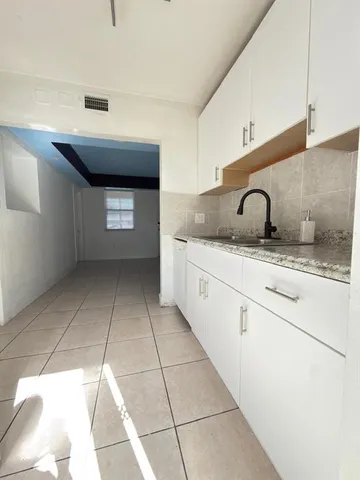 $2,800 | 1832 Northeast 49th Street, Pompano Beach, FL 33064