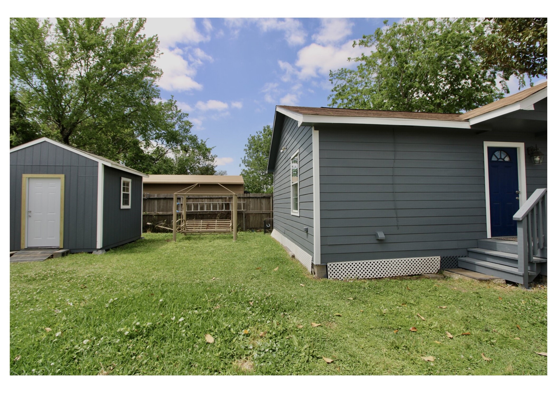 409 Robert Lee Road Houston, TX 77009 - Photo 21 of 32 Storage area and outdoor sitting area.