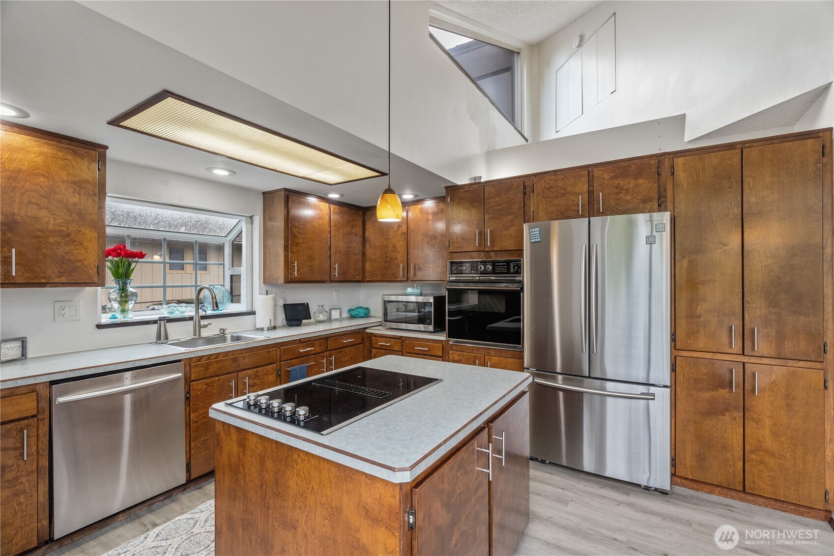 1718 Chilton Road Aberdeen, WA 98520 - Photo 11 of 40 Gallery Image 11