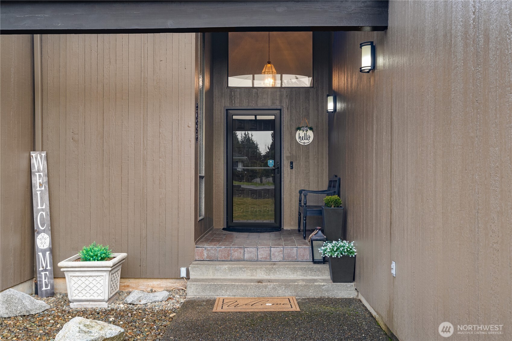 1718 Chilton Road Aberdeen, WA 98520 - Photo 2 of 40 Gallery Image 2