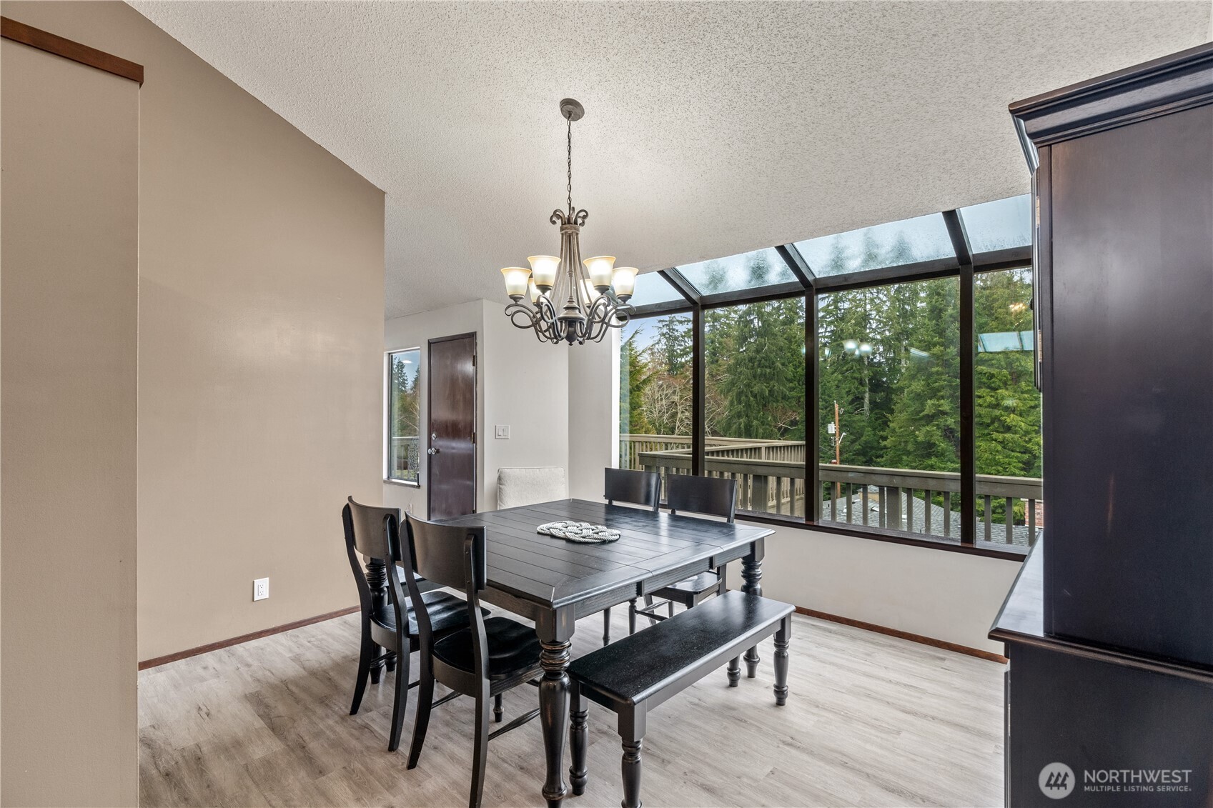 1718 Chilton Road Aberdeen, WA 98520 - Photo 8 of 40 Gallery Image 8