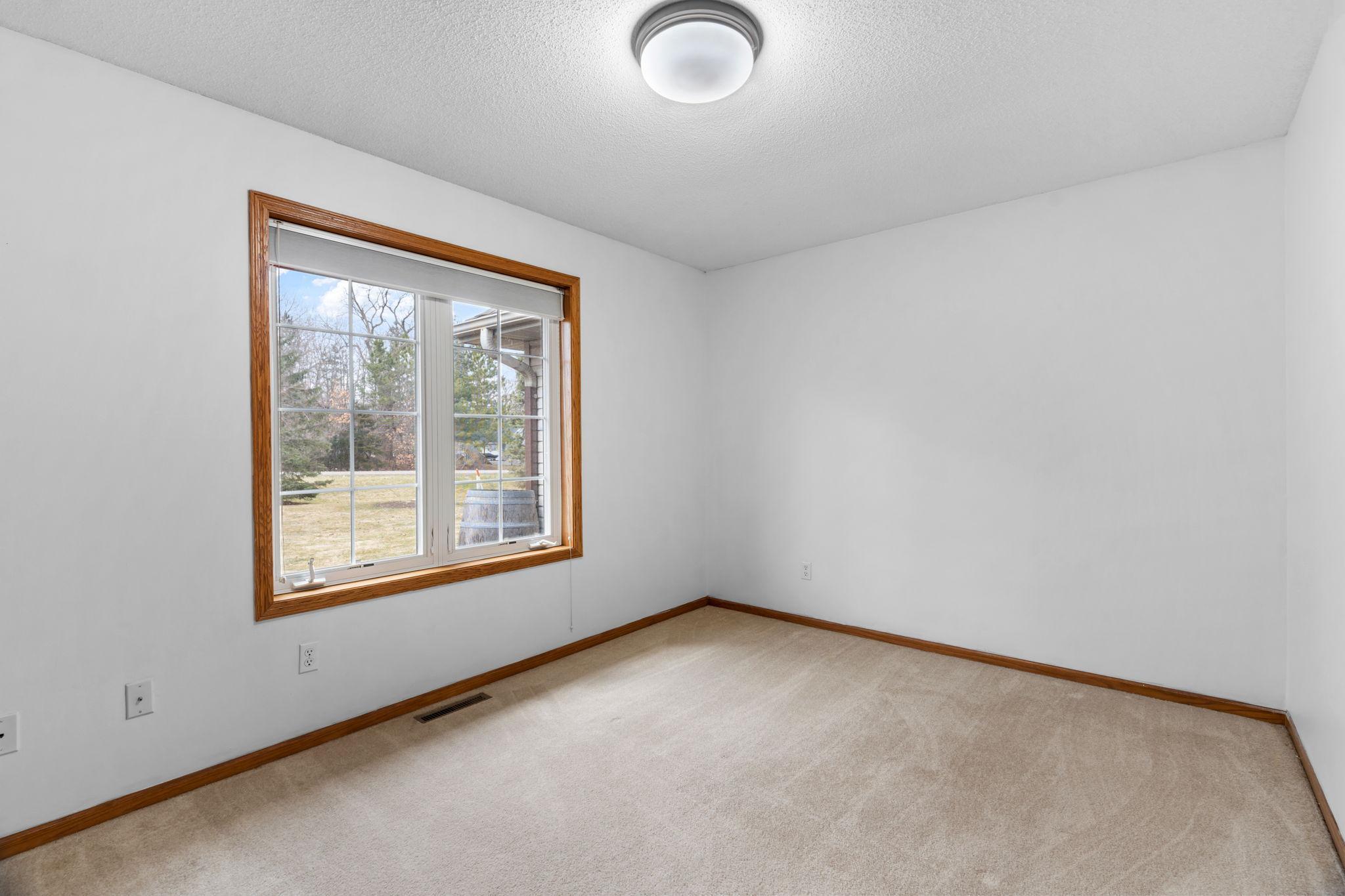 9675 Summit Place Chaska, MN 55318 - Photo 30 of 57