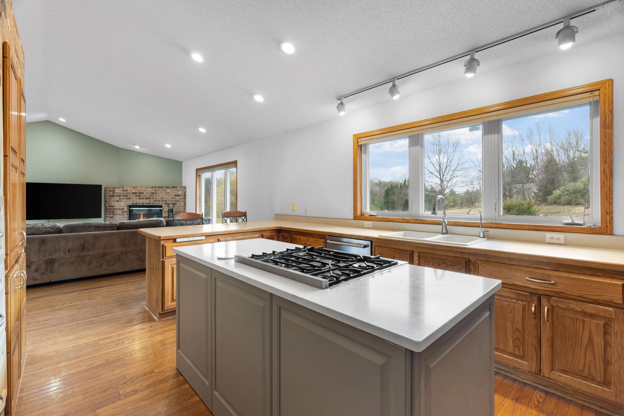 9675 Summit Place Chaska, MN 55318 - Photo 39 of 57