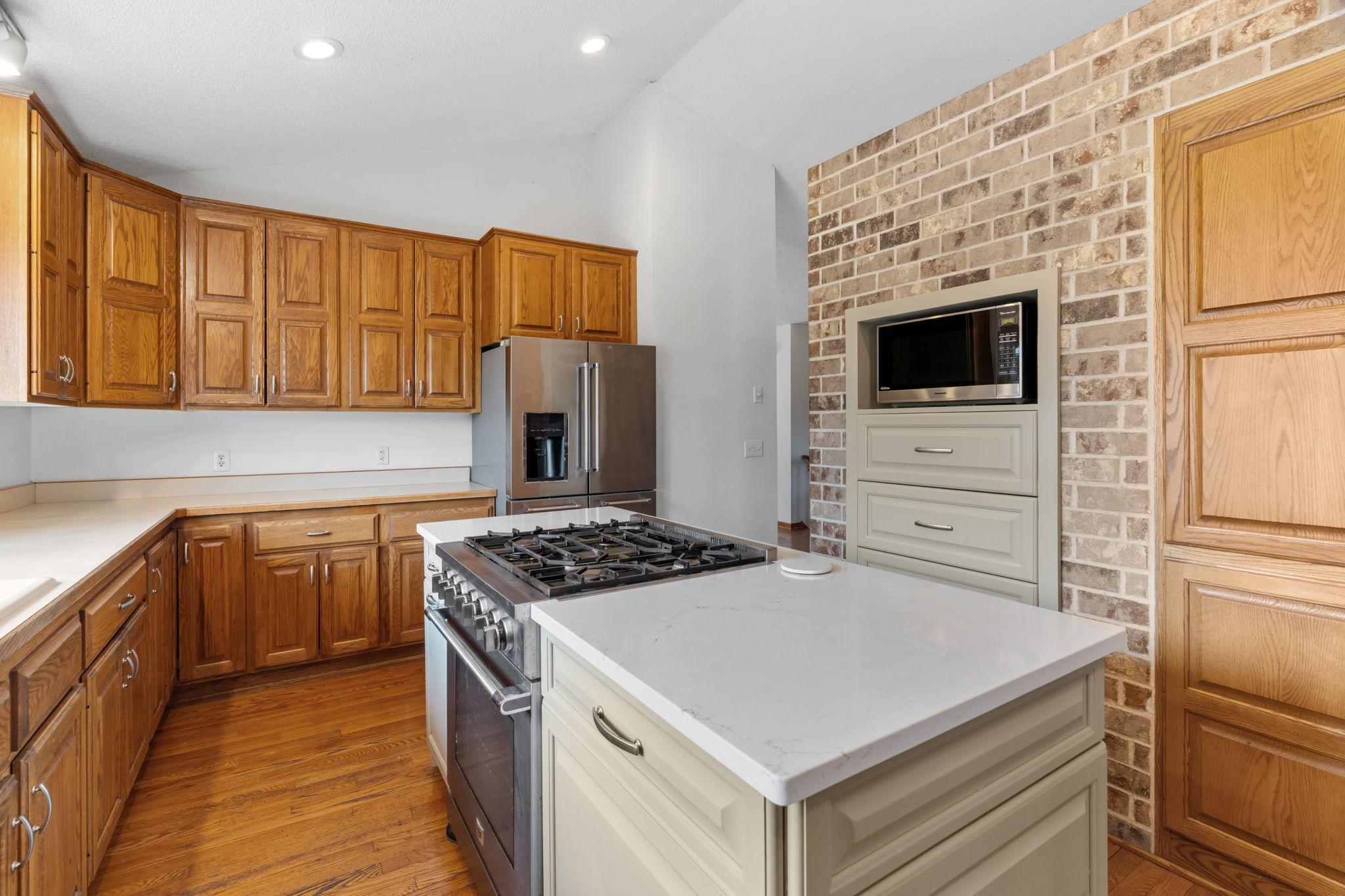 9675 Summit Place Chaska, MN 55318 - Photo 41 of 57