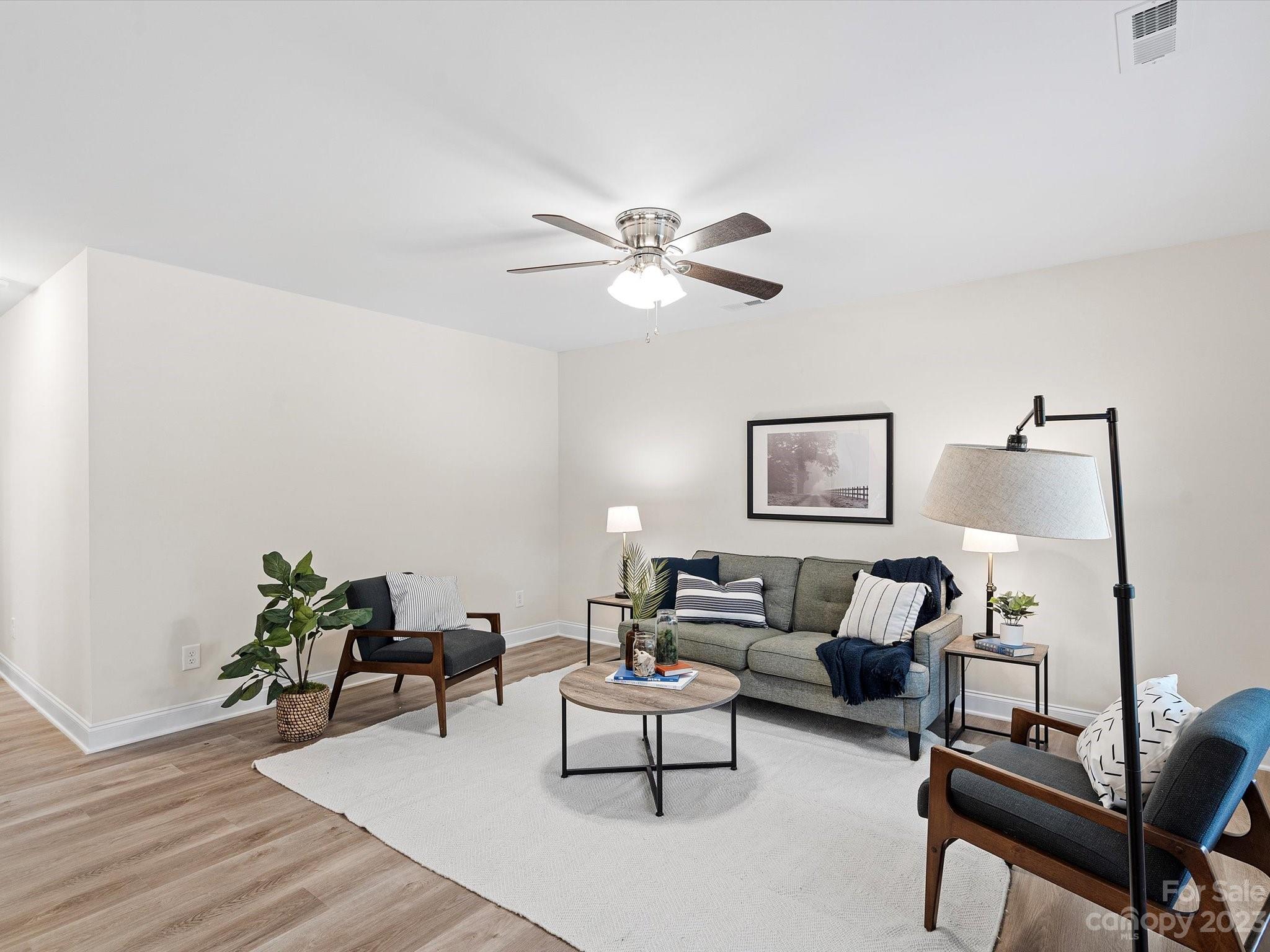 1044 Ridge Avenue Gastonia, NC 28052 - Photo 4 of 27 Gallery Image 4