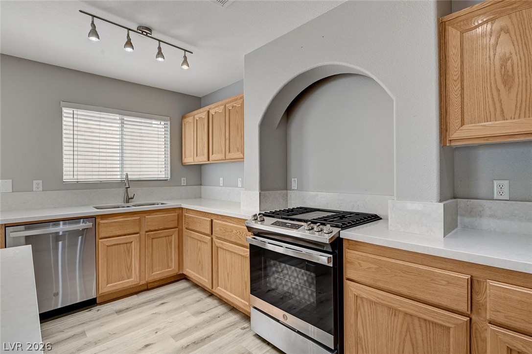 7259 Cestrum Road Las Vegas, NV 89113 - Photo 7 of 32 Gallery Image 7