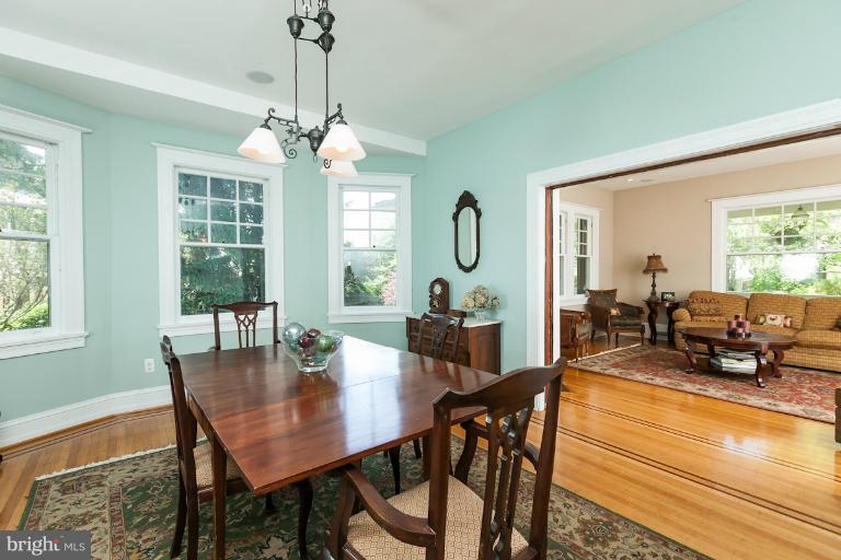 7 Elmhurst Road Baltimore, MD 21210 - Photo 15 of 30 Dining Room