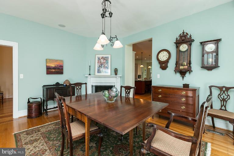 7 Elmhurst Road Baltimore, MD 21210 - Photo 26 of 30 Dining Room