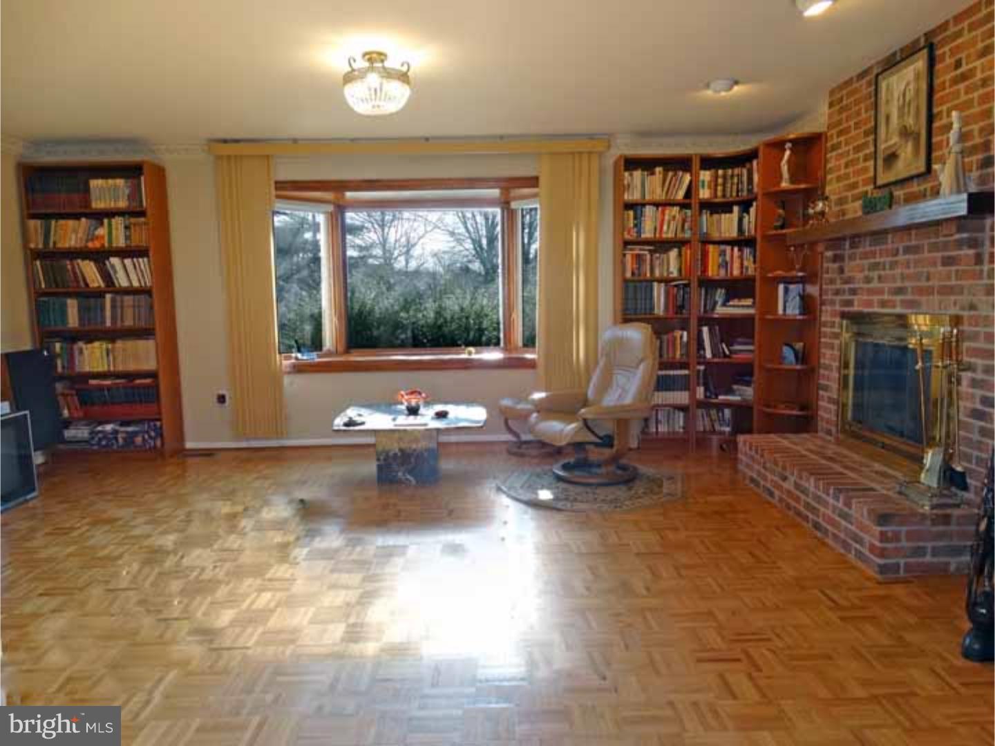 294 Newgate Road Langhorne, PA 19047 - Photo 11 of 25 Family Room