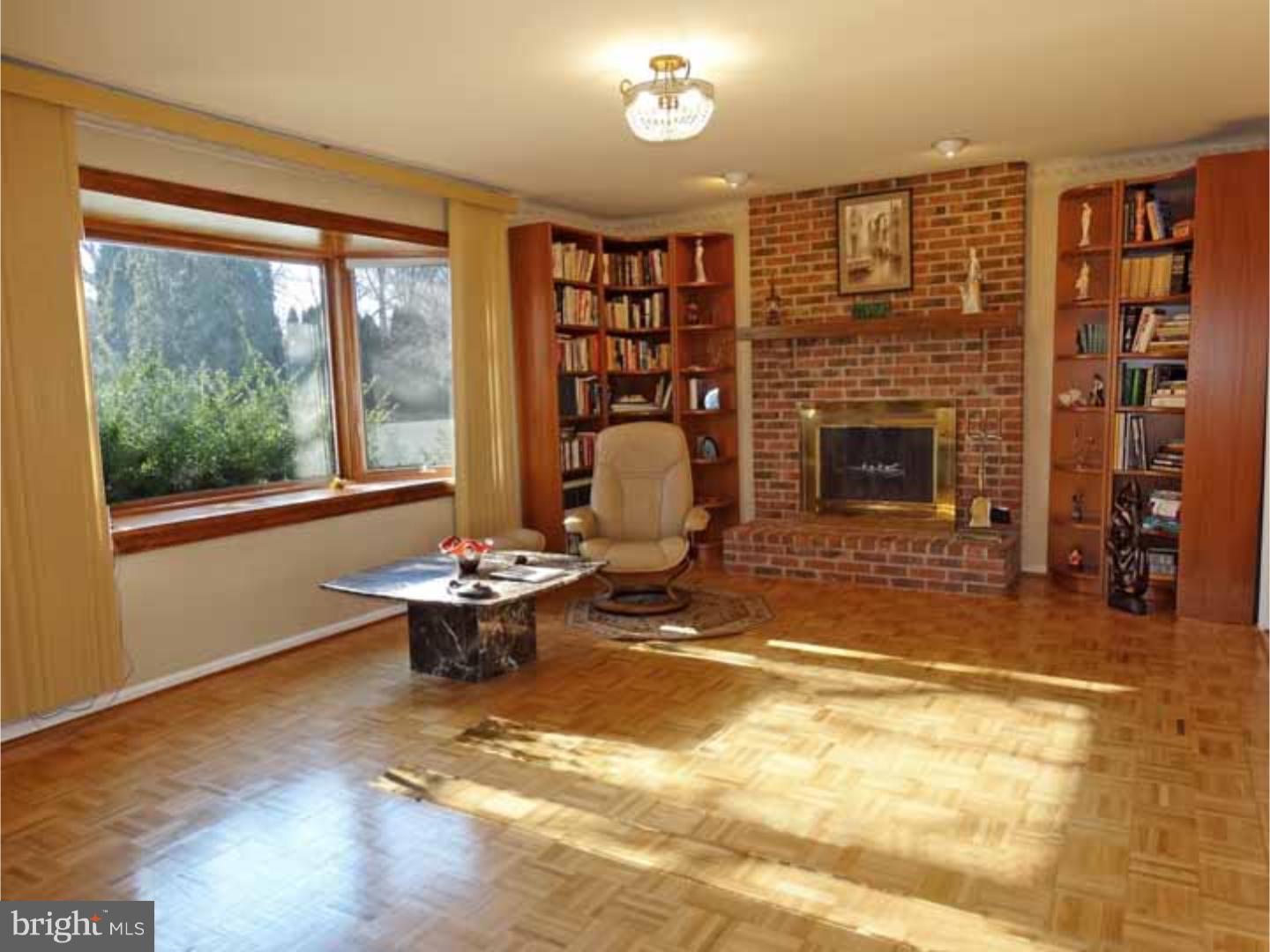 294 Newgate Road Langhorne, PA 19047 - Photo 10 of 25 Family Room