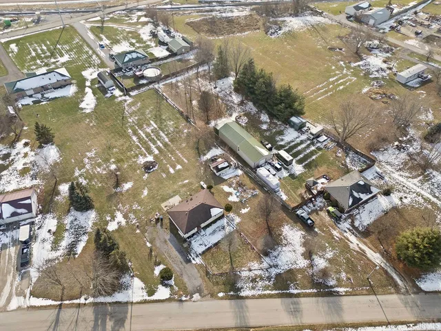 $215,000 | 9613 East New Ross Road, New Ross, IN 47968