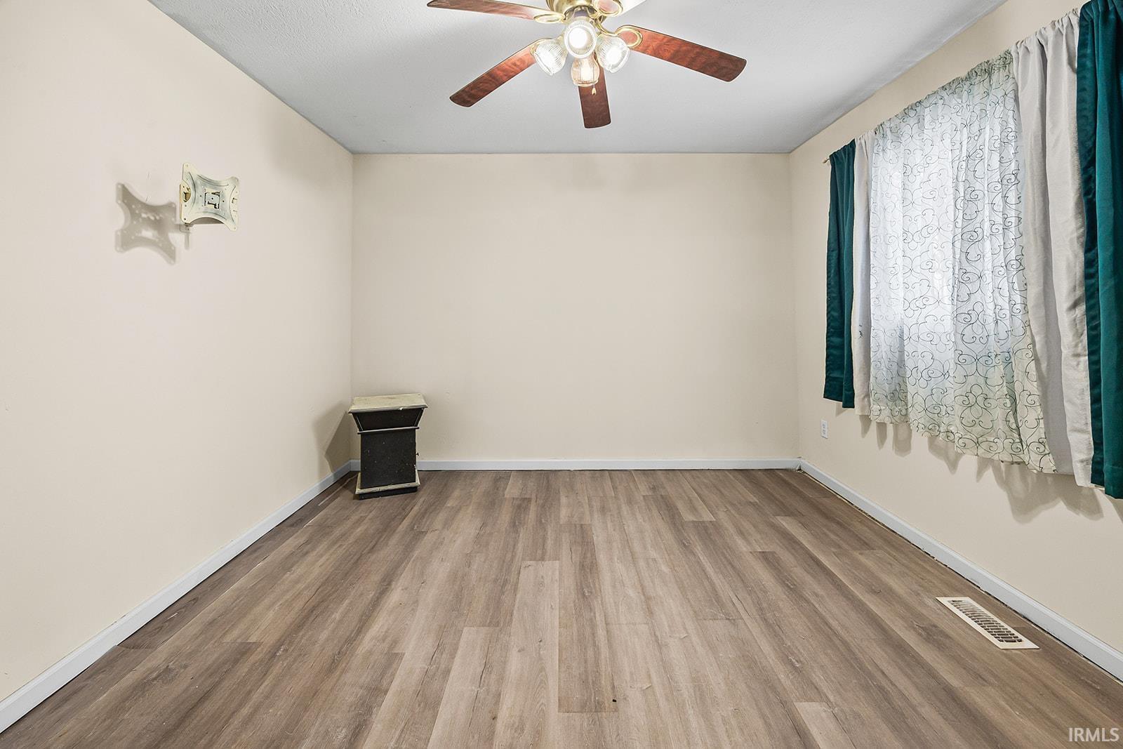 9613 East New Ross Road New Ross, IN 47968 - Photo 9 of 32