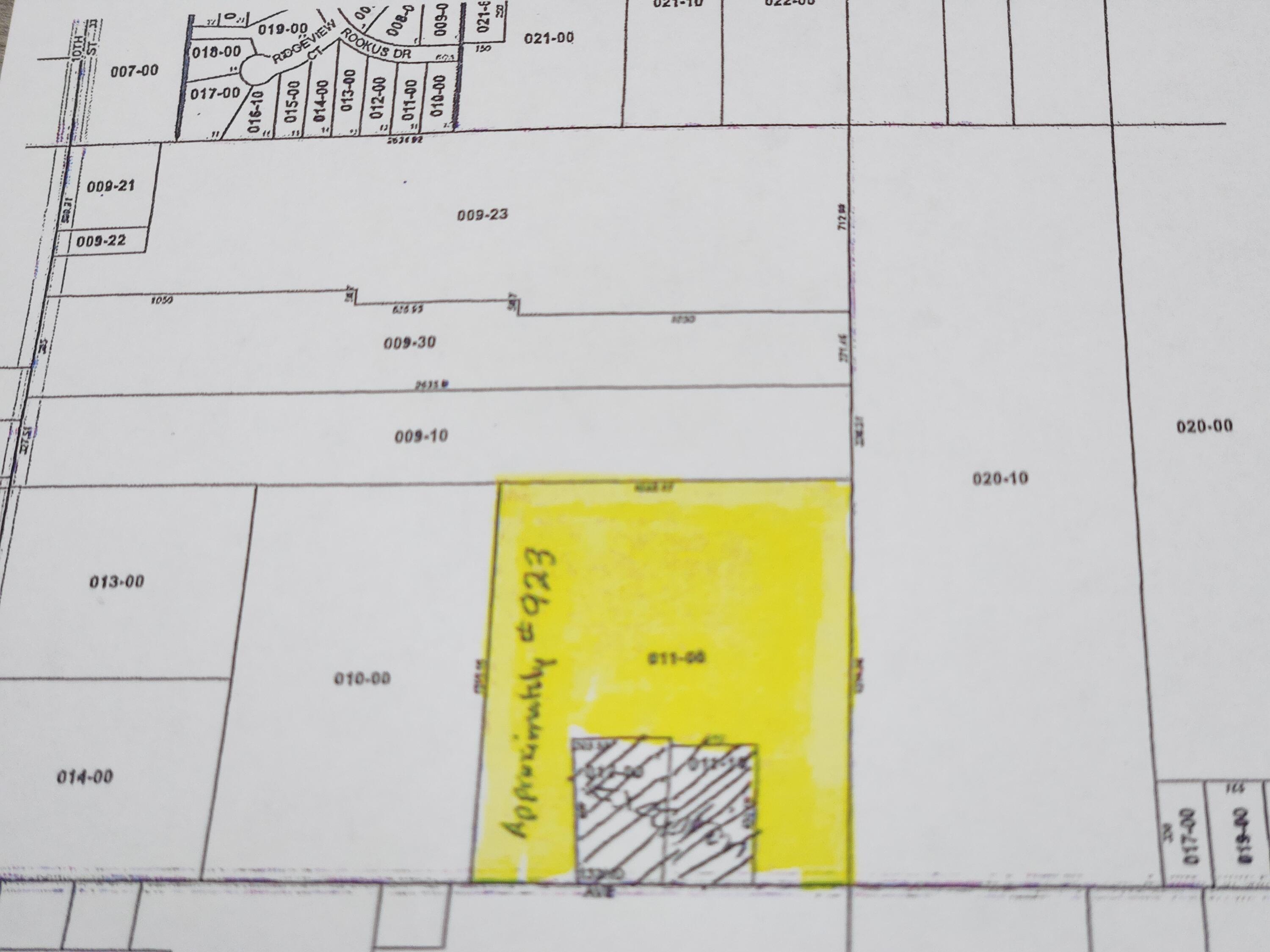 923 132nd Avenue Wayland, MI 49348 - Photo 1 of 9 20251125_090920