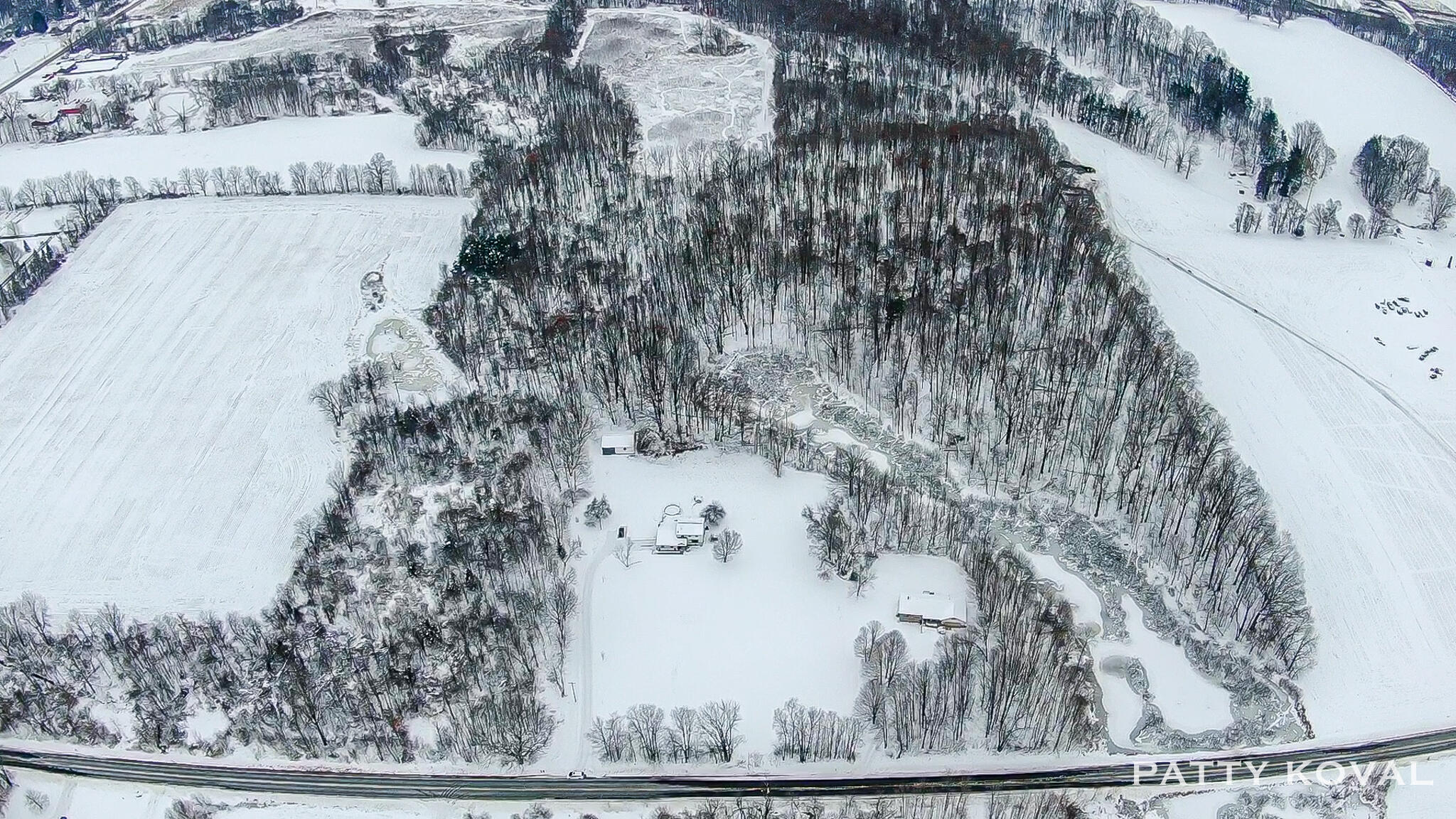 923 132nd Avenue Wayland, MI 49348 - Photo 2 of 9 Central to Grand Rapids & Kalamazoo