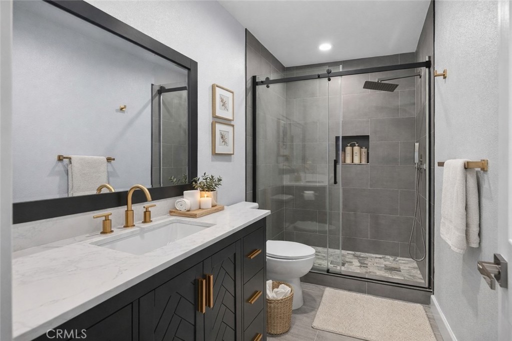 906 West Poplar Street Compton, CA 90220 - Photo 18 of 36